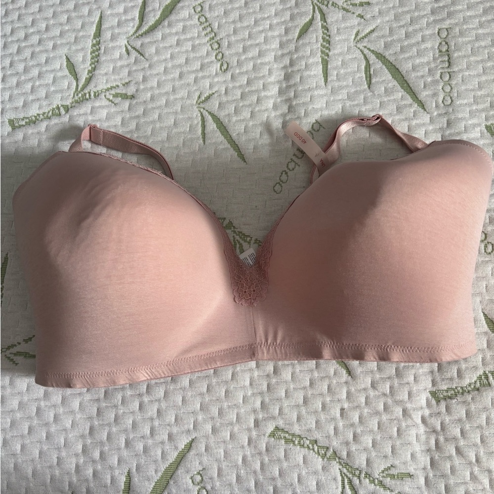 Seamless Pink Bra